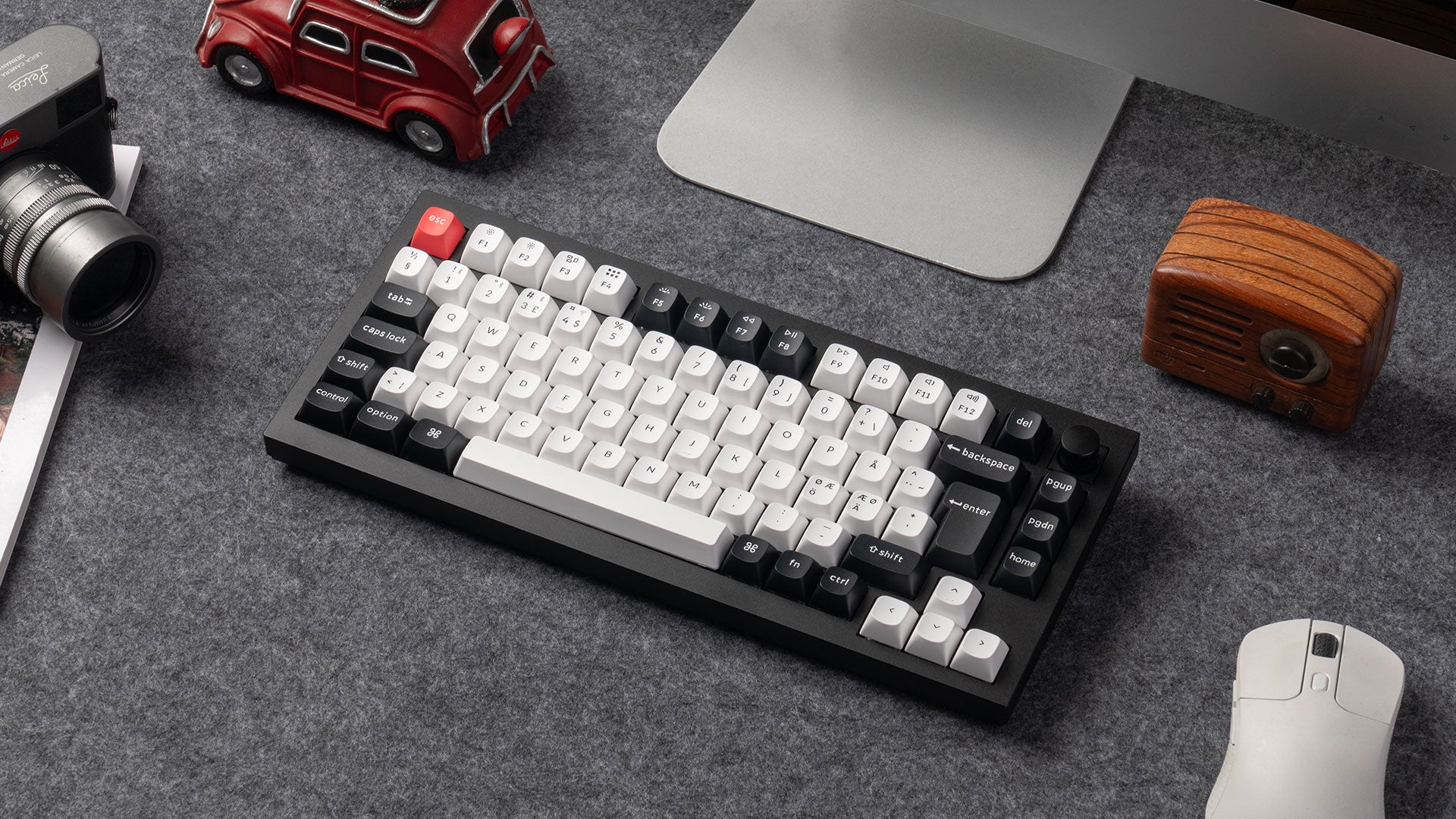 Keychron Q1 HE Wireless product photo